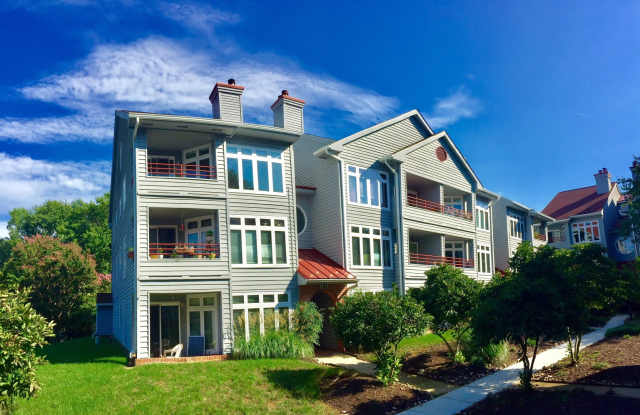 Ground Level - Lake Heron Condo - 2BR/2BA