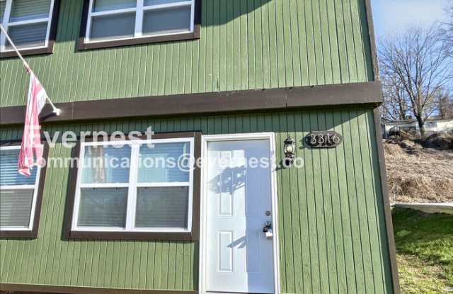 3316 Roadrunner Trail