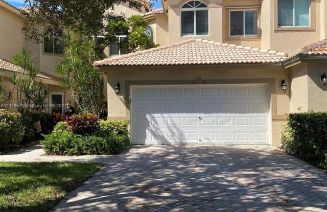 5159 E Madison Lakes Cir E - 5159 Madison Lakes Circle East, Davie, FL 33328