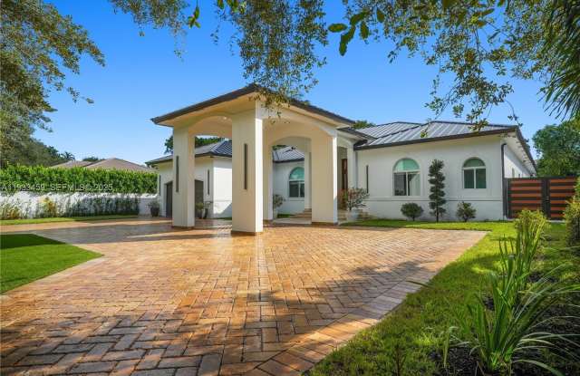 Photo of 7780 SW 110th St