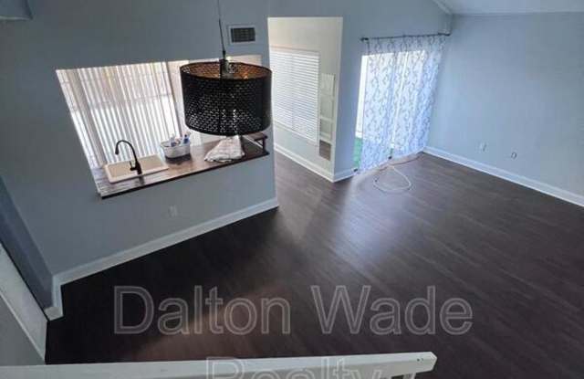 2095 Sunset Point Rd