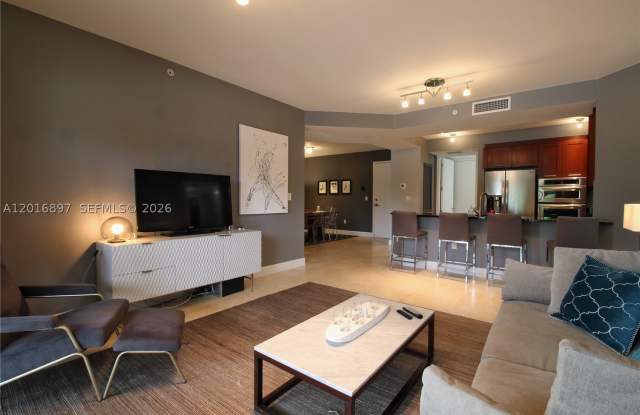 2501 N Ocean Blvd