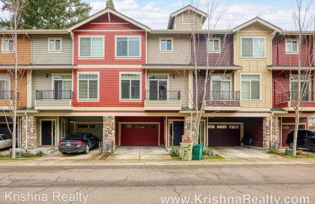 454 NE Tork Pl, - 454 Northeast Tork Place, Hillsboro, OR 97006