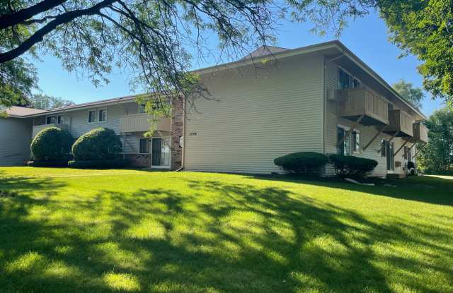 2008 Colony Ct Unit #10
