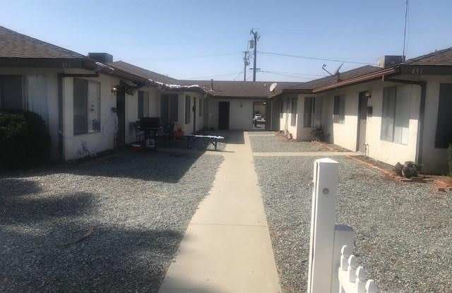 451 S Simpson Avenue - 451 South Simpson Avenue, Hemet, CA 92543