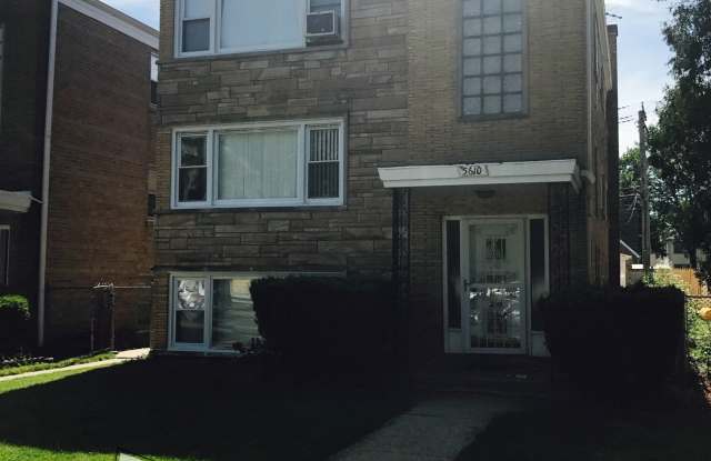 Jefferson Park / Norwood Park Area Apts!