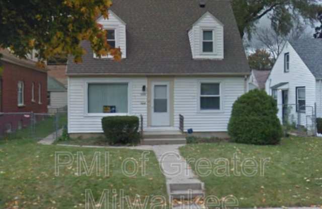 4339 N 54th St - 4339 North 54th Street, Milwaukee, WI 53216