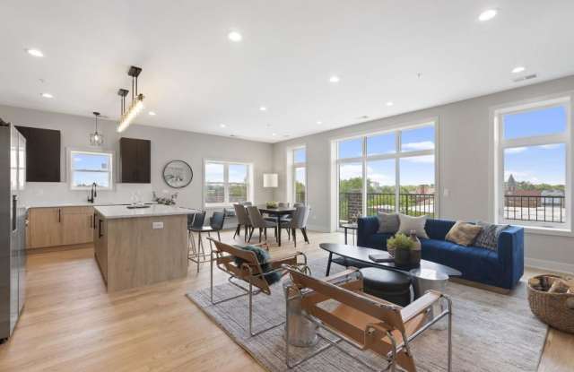 5689 North Lincoln Ave.