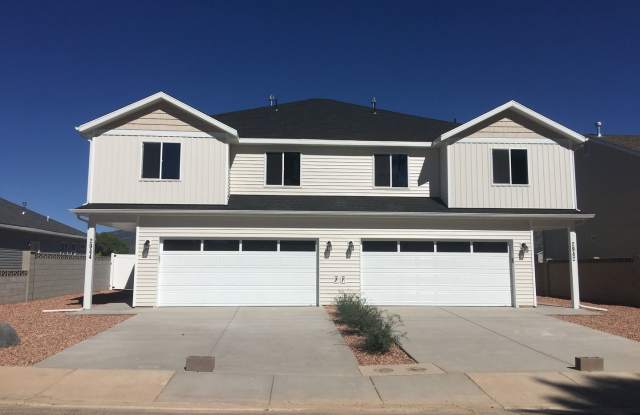 3 Bedroom Townhouse in Cedar