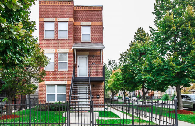 4125 S Vincennes Ave # 1 - 4125 S Vincennes Ave, Chicago, IL 60653