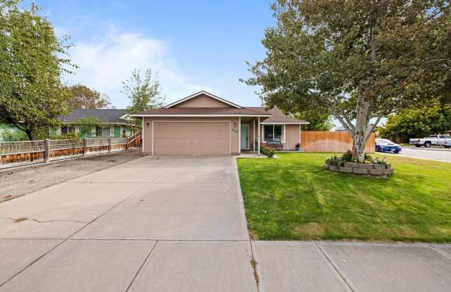 AVAILABLE SEPTEMBER!!!! Beautiful 3bed/2bath house in Pasco, Washington. - APPLY NOW!!!