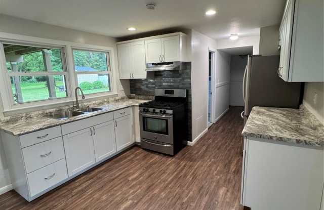 1145 Glen Road unit: B