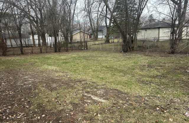 4332 Arlington Drive