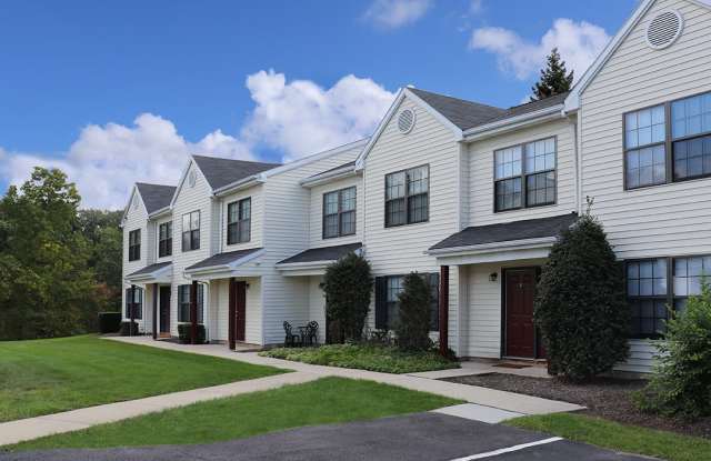 High Pointe Club Apartments