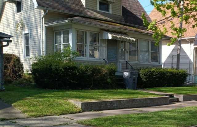60 Neise Street