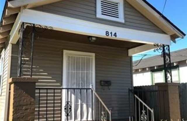 814 FRIED Street