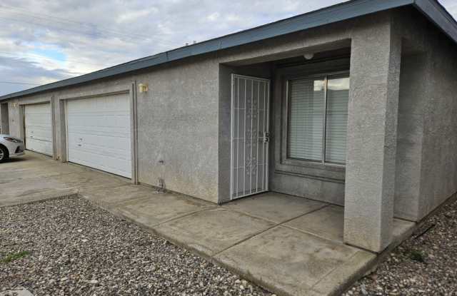 813 Gemstone #3 Avenue