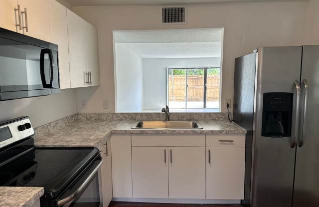 Large 3 bed 2 bath