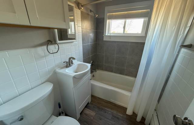 223 Connecticut 169 - 2B