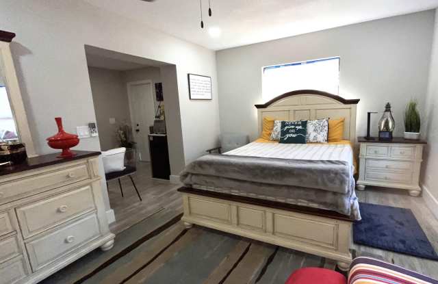 2474 SE Calais Street