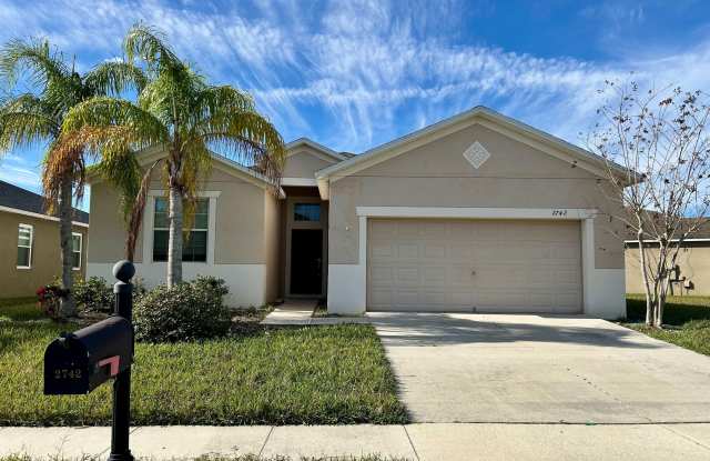 2742 Carrickton Circle