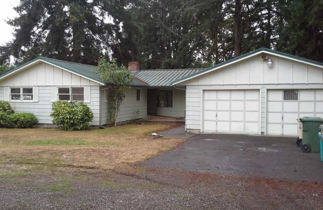 888 Plymouth Drive Northeast