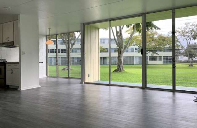 95-15 Kuahelani Avenue