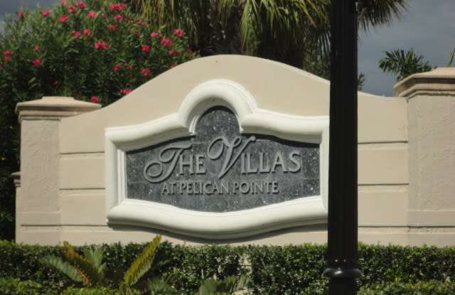 NEW PRICE!! 2BD/2BA/2CG VILLA