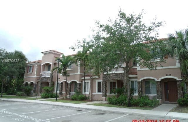 8218 SW 29th St  #106 - 8218 Southwest 29th Street, Westchester, FL 33155