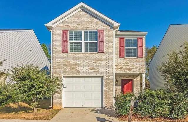 Spacious 3-Bed, 3-Bath Home for Rent in Conyers