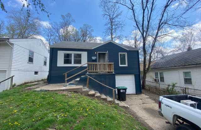 5737 N 35th Street