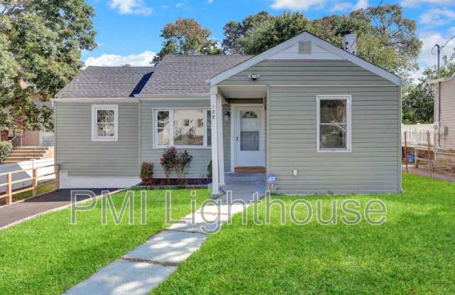 128 Lockwood Avenue