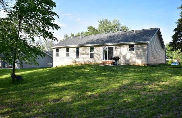 137 Diekamp Ln - 137 Diekamp Lane, St. Charles County, MO 63303