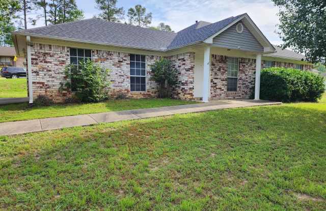 1616 Overview Drive -