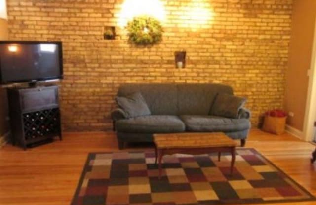 1228 W Jarvis Ave Apt 2S - 1228 West Jarvis Avenue, Chicago, IL 60626