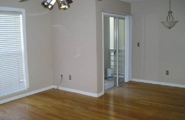 603 South Melville Avenue