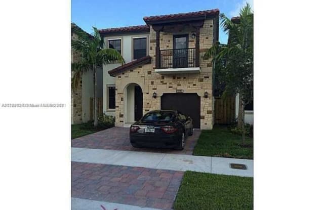 10281 NW 70th Ln. - 10281 Northwest 70th Lane, Doral, FL 33178