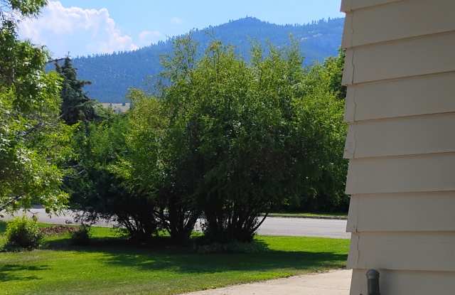 1009 Harrison Avenue