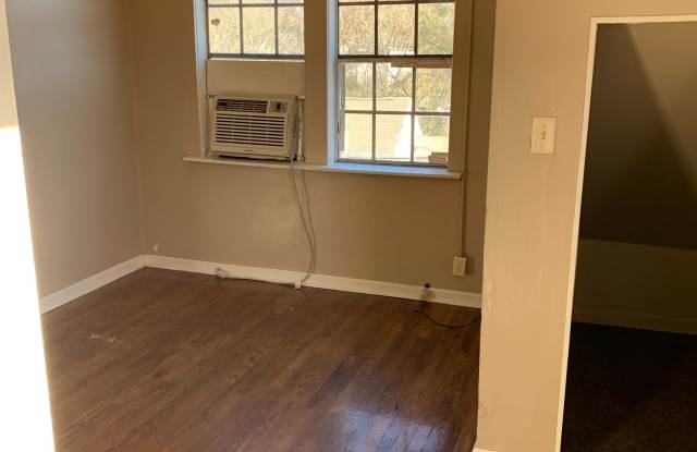2511 Wilder StApt 3
