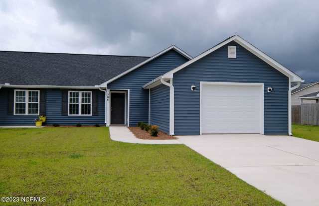 306 Woolard Trail