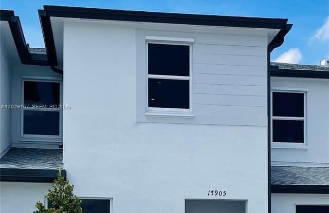 17905 SW 356th Ter