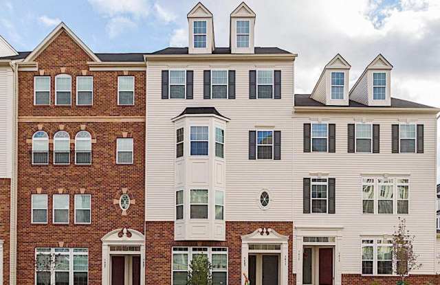 7411 BRUNSON CIRCLE