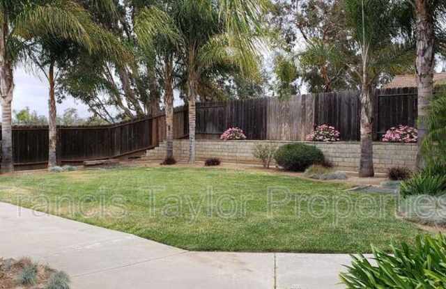 445 Sutter Ct