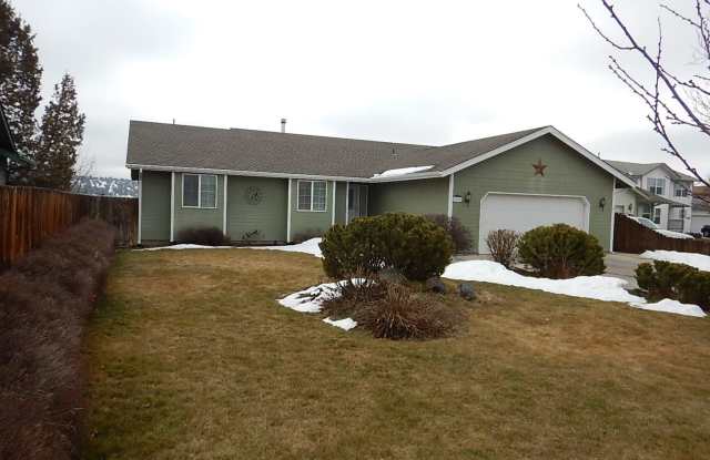 2598 NE Yellowpine Road - 2598 NE Yellowpine Rd, Prineville, OR 97754