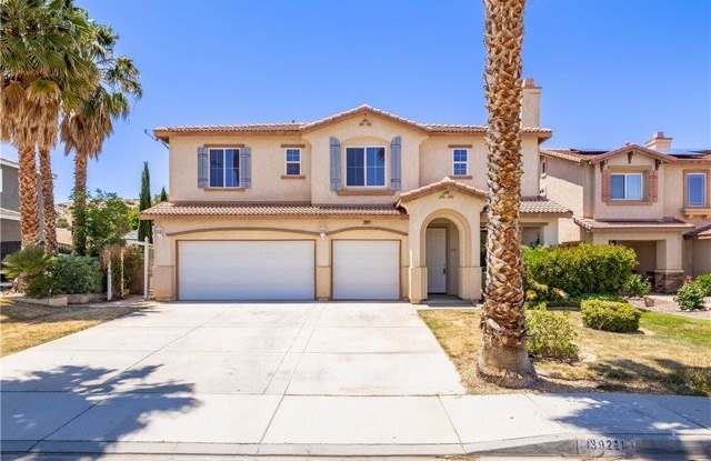 39221 Chantilly Lane