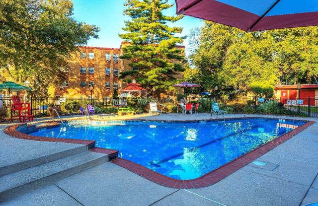 Photo of Bromley House