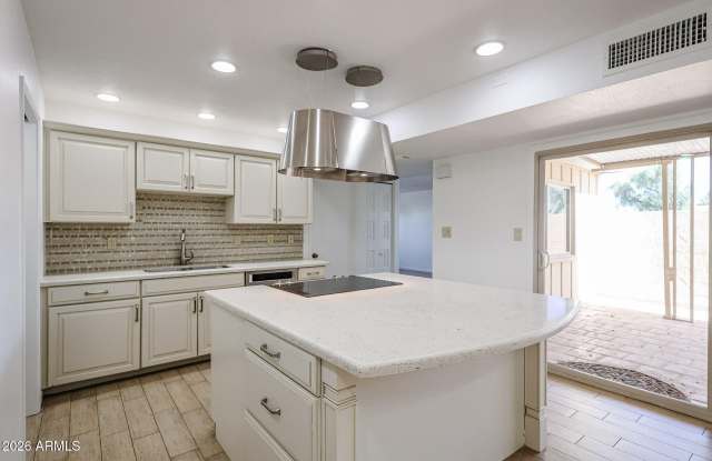 8333 E ORANGE BLOSSOM Lane