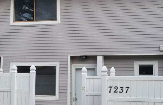 Townhome in Midtown Raleigh