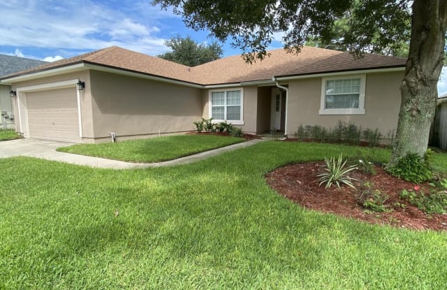 2760 CROSS CREEK DR - 2760 Cross Creek Drive, Asbury Lake, FL 32043