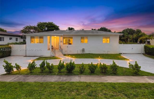 2131 SW 82nd Pl